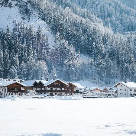 Heisenhaus-2 By Interhome Lägenhet *